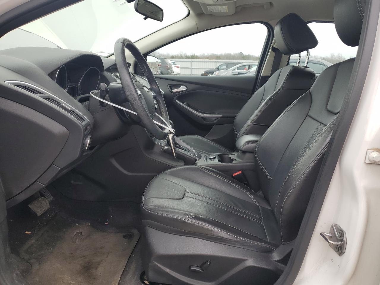 2014 Ford Focus VIN 1FADP3J2XEL458476 Copart auction photo, front end / minor dent/scratches damage thumbnail 7