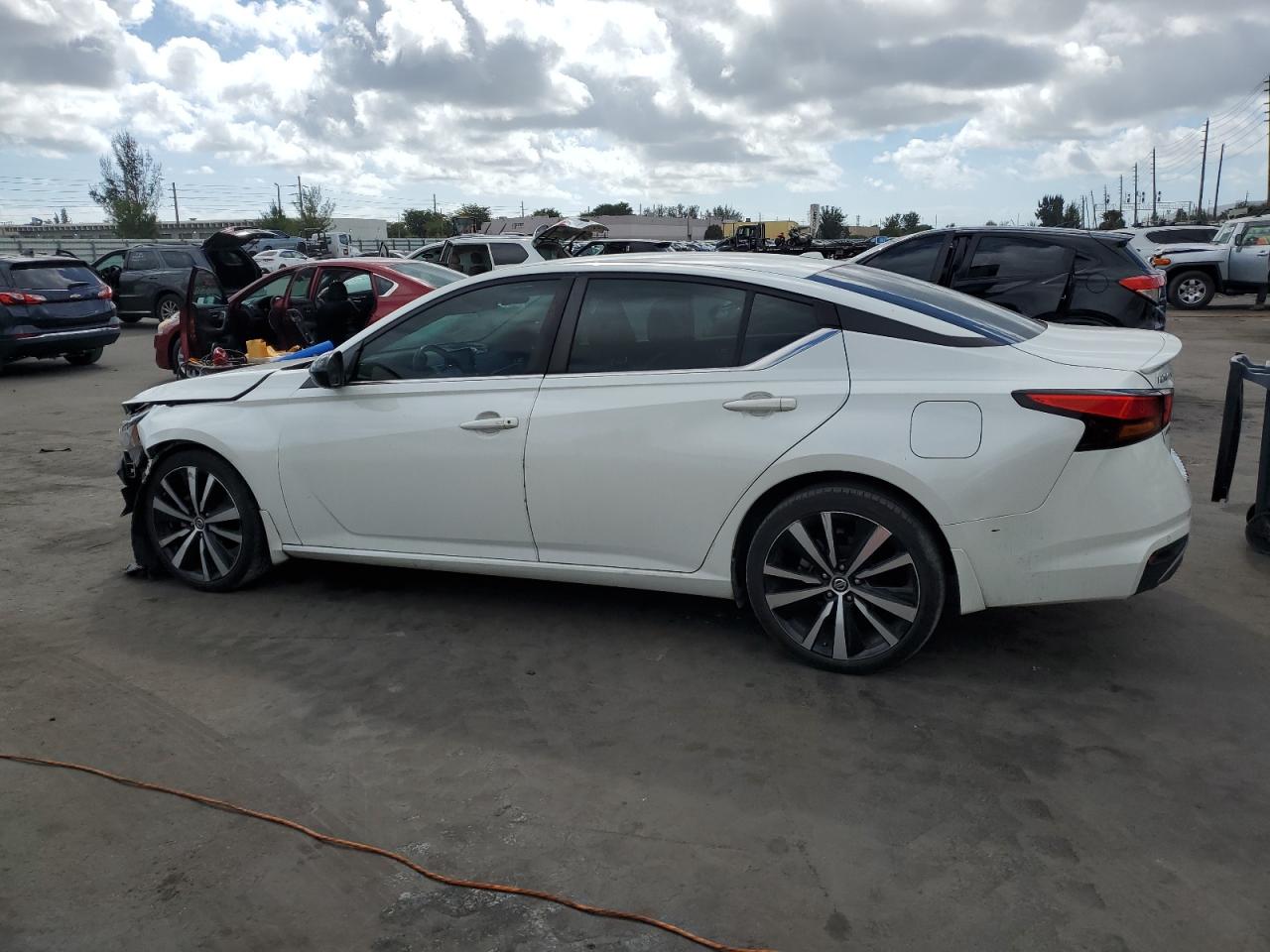 2021 Nissan Altima VIN 1N4BL4CV6MN356286 Copart auction photo, front end damage thumbnail 2