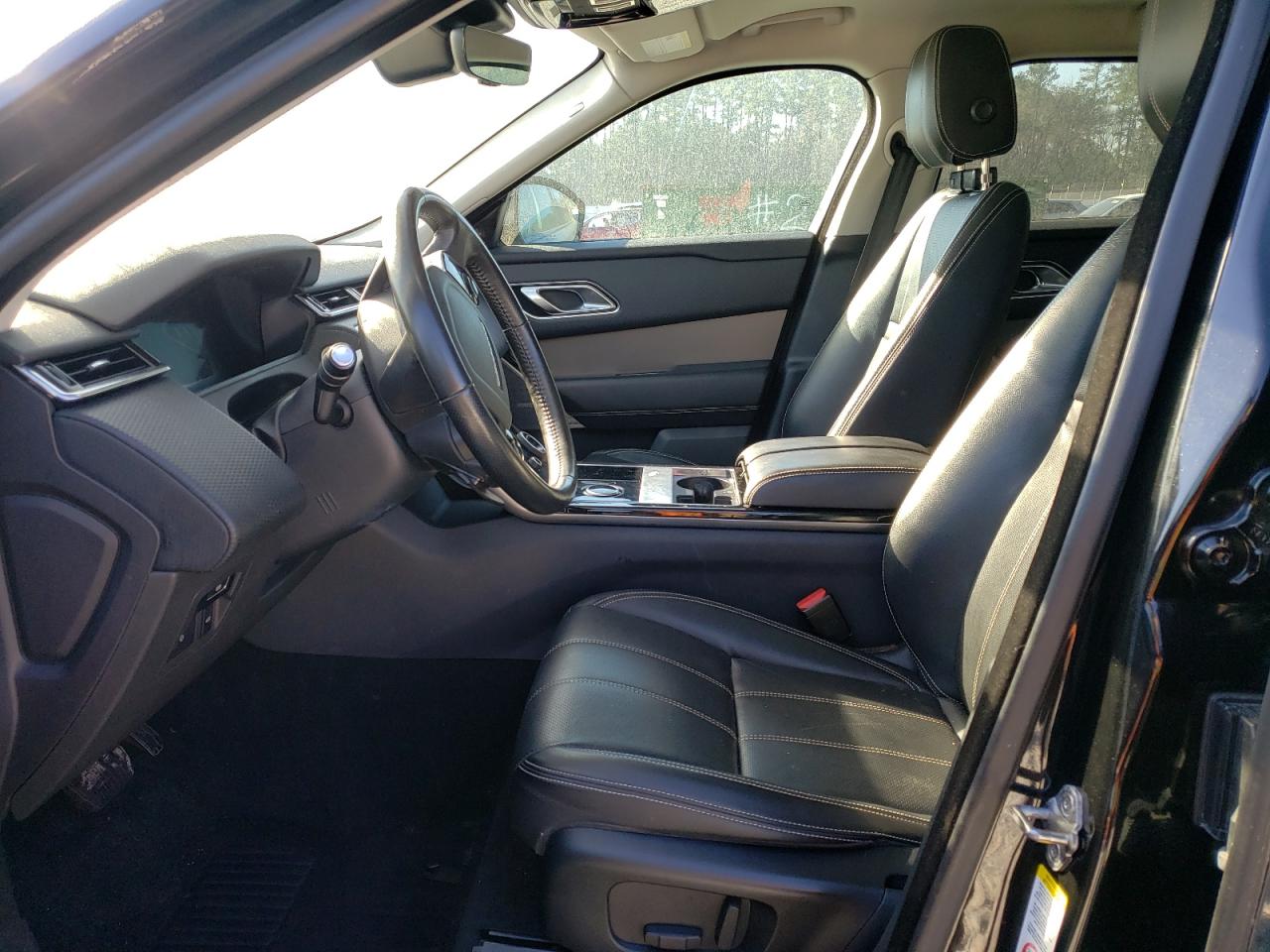 2018 Land Rover Range Rover VIN SALYB2RN0JA731703 Copart auction photo, minor dent/scratches / vandalism damage thumbnail 7