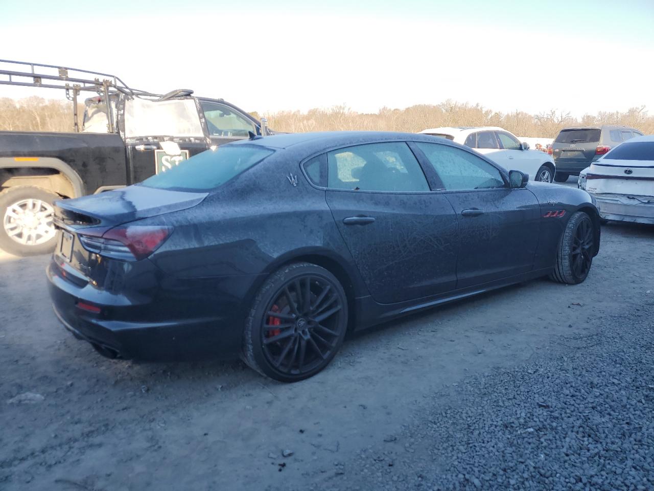 2022 Maserati Quattroporte VIN ZAM56ZPT6NX393540 Copart auction photo, front end / side damage thumbnail 3