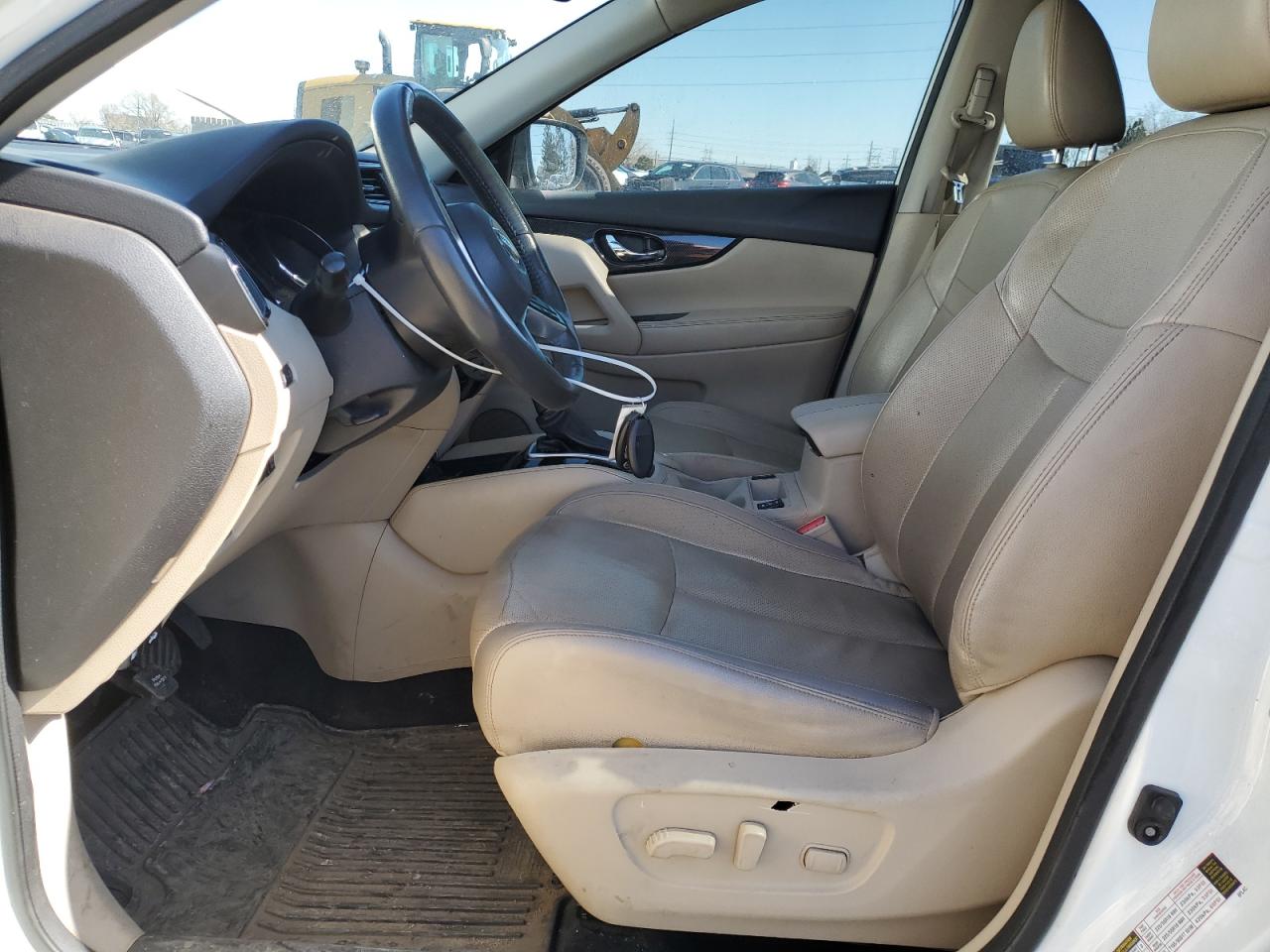 2017 Nissan Rogue VIN 5N1AT2MV2HC747036 Copart auction photo, front end damage thumbnail 7