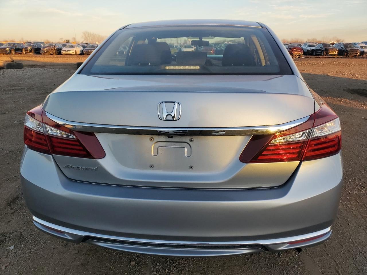 2017 Honda Accord VIN 1HGCR2F34HA000106 Copart auction photo, front end / minor dent/scratches damage thumbnail 6