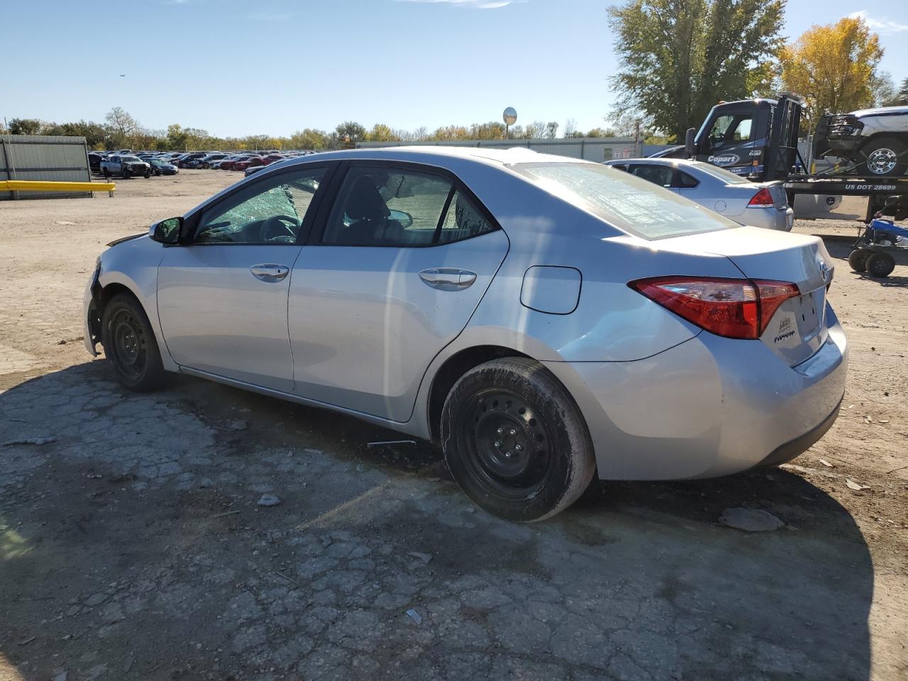 2018 Toyota Corolla VIN 5YFBURHE6JP787366 Copart auction photo, all over damage thumbnail 2