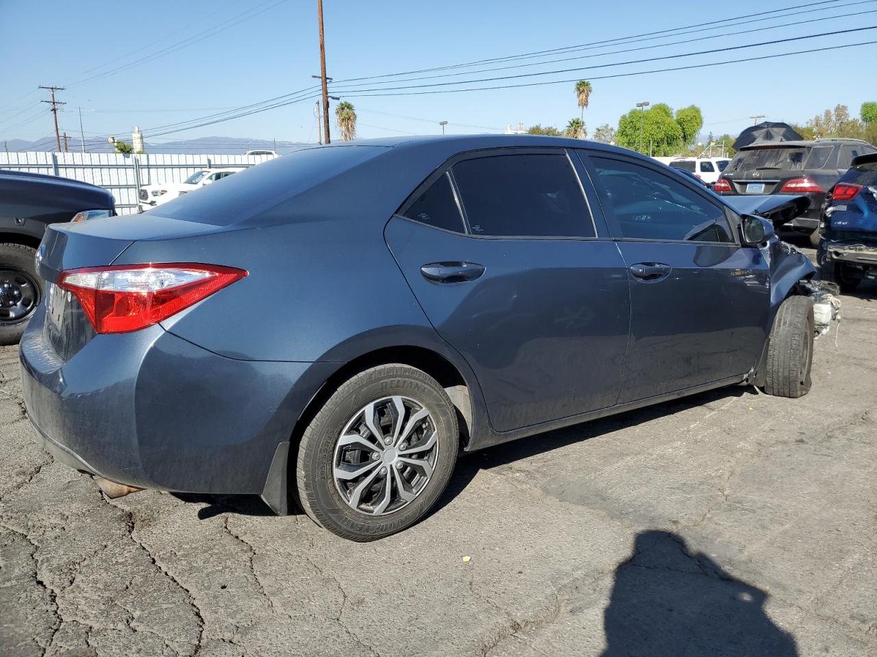 2014 Toyota Corolla VIN 5YFBURHE7EP077883 Copart auction photo, front end damage thumbnail 3
