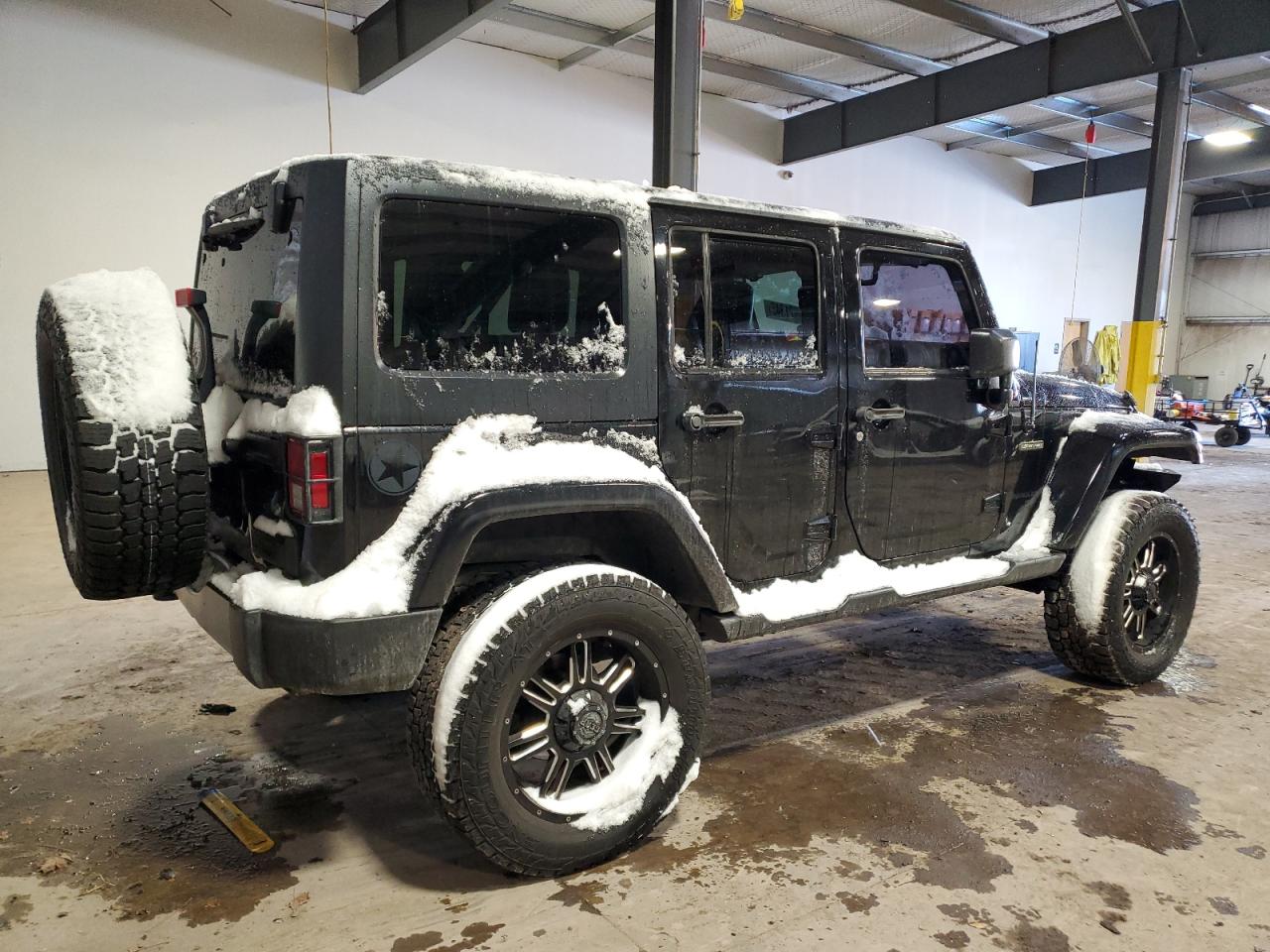 2016 Jeep Wrangler VIN 1C4BJWDG4GL190829 Copart auction photo, vandalism damage thumbnail 3