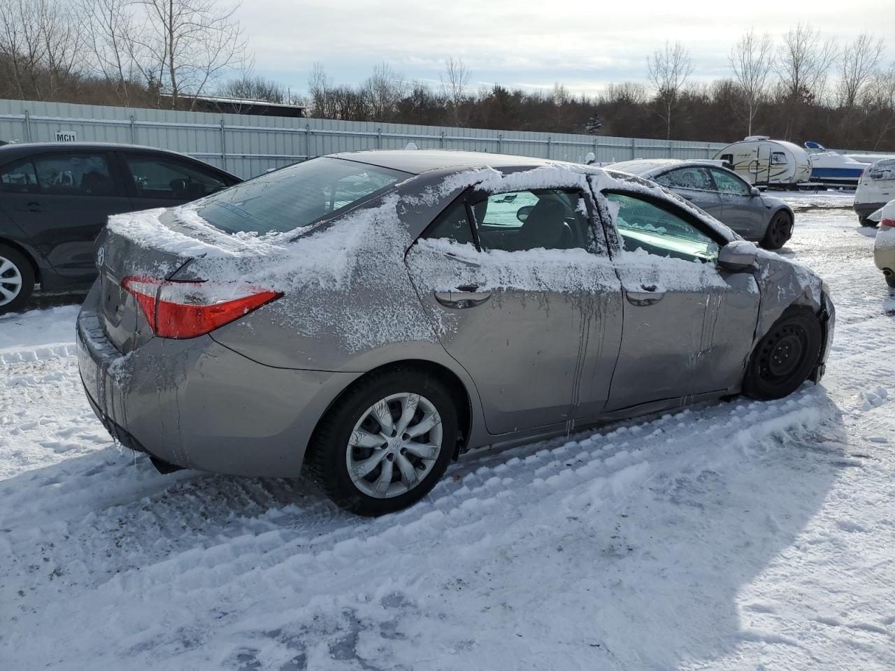 2014 Toyota Corolla VIN 2T1BURHEXEC171501 Copart auction photo, front end / side damage thumbnail 3