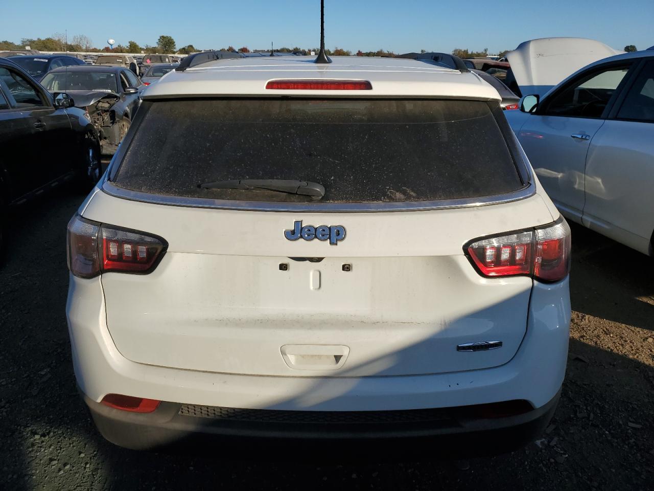 2020 Jeep Compass VIN 3C4NJCBB6LT169501 Copart auction photo, front end damage thumbnail 6