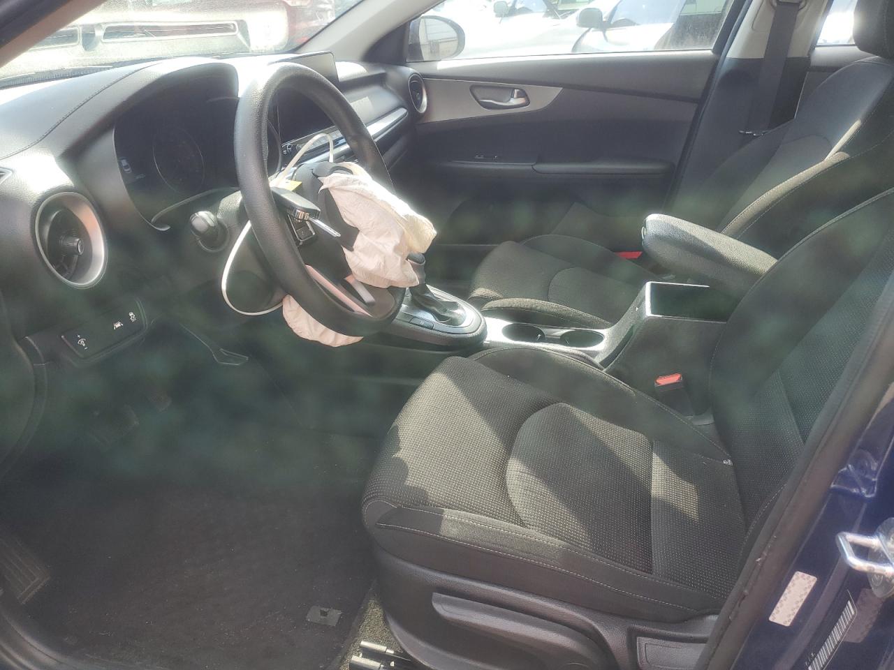 2021 KIA Forte VIN 3KPF24AD8ME405789 Copart auction photo, front end damage thumbnail 7