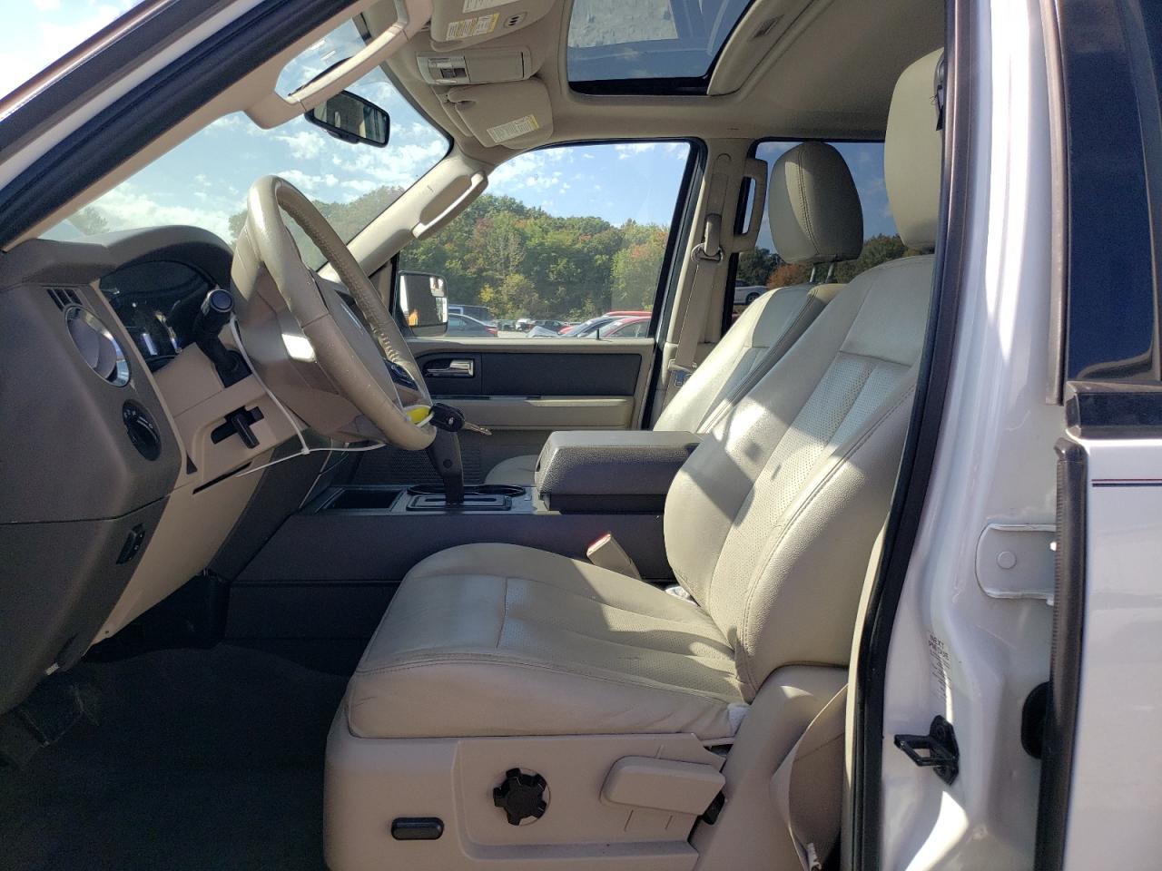 2014 Ford Expedition VIN 1FMJU1H56EEF05528 Copart auction photo, side / rear end damage thumbnail 7