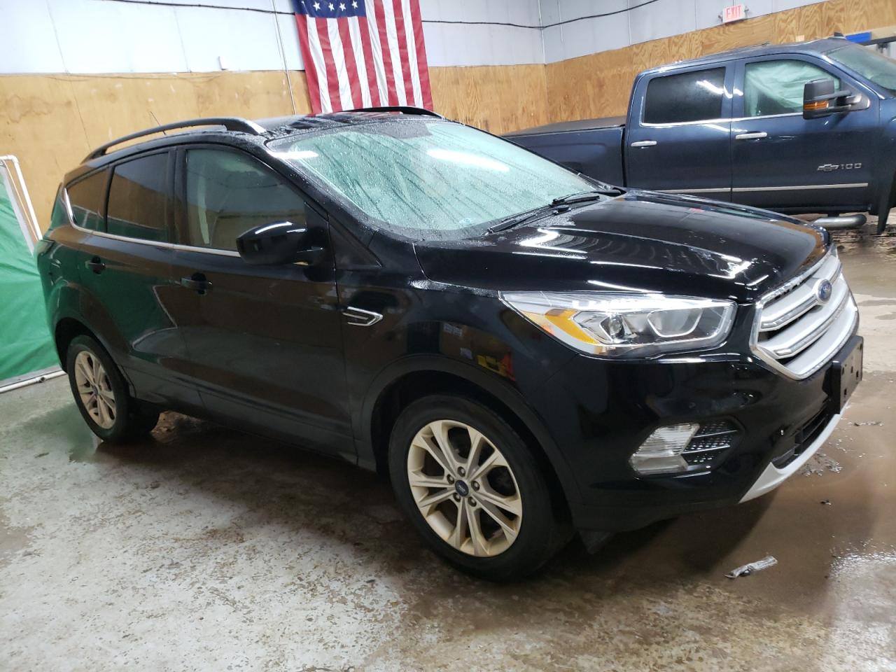 2018 Ford Escape VIN 1FMCU9HD4JUB60966 Copart auction photo, front end / rear end damage thumbnail 4