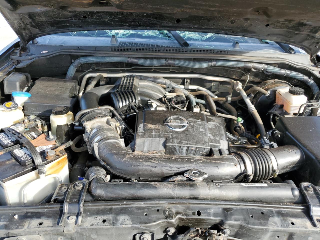 2011 Nissan XTerra VIN 5N1AN0NW8BC524674 Copart auction photo, all over damage thumbnail 12