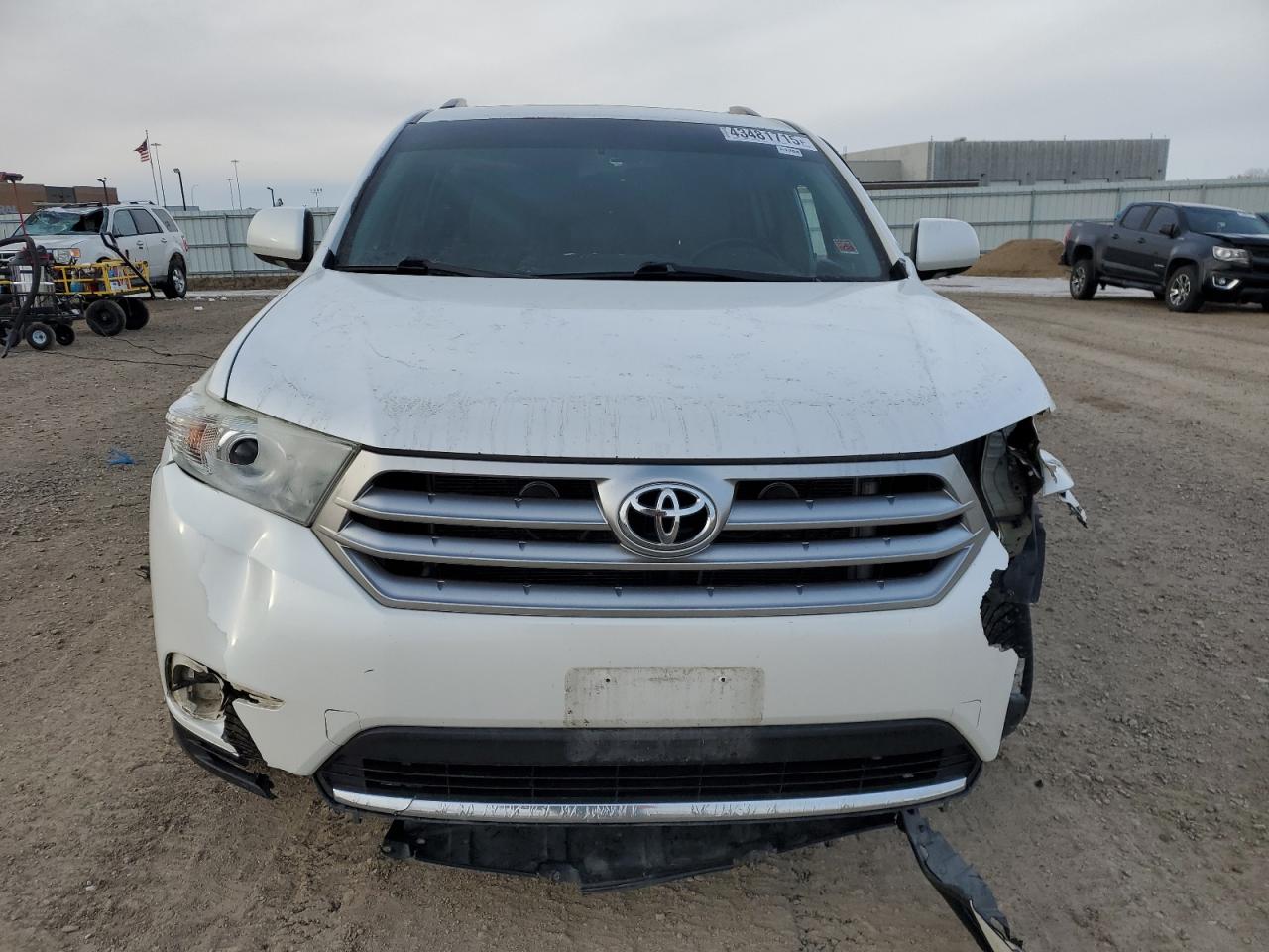2013 Toyota Highlander VIN 5TDDK3EH3DS189399 Copart auction photo, all over / undercarriage damage thumbnail 5
