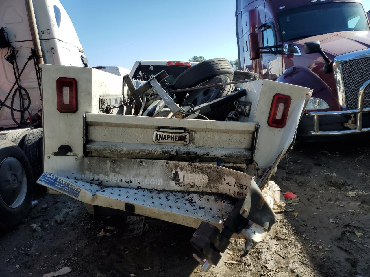 2019 Chevrolet Silverado VIN 2GC2CREG3K1166482 Copart auction photo, rollover / undercarriage damage thumbnail 6