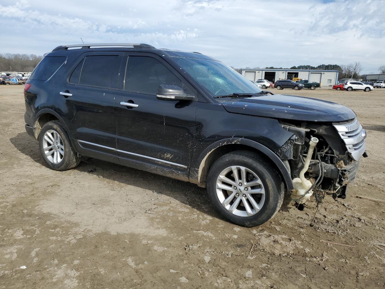 2015 Ford Explorer VIN 1FM5K8D81FGA43773 Copart auction photo, all over damage thumbnail 4