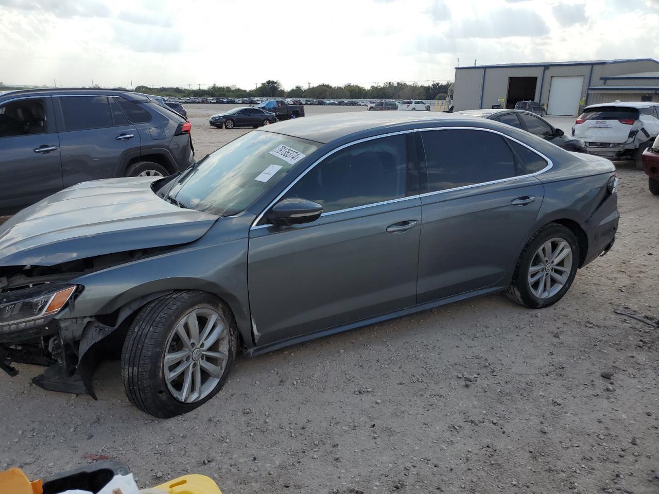 2020 Volkswagen Passat VIN 1VWSA7A38LC008354