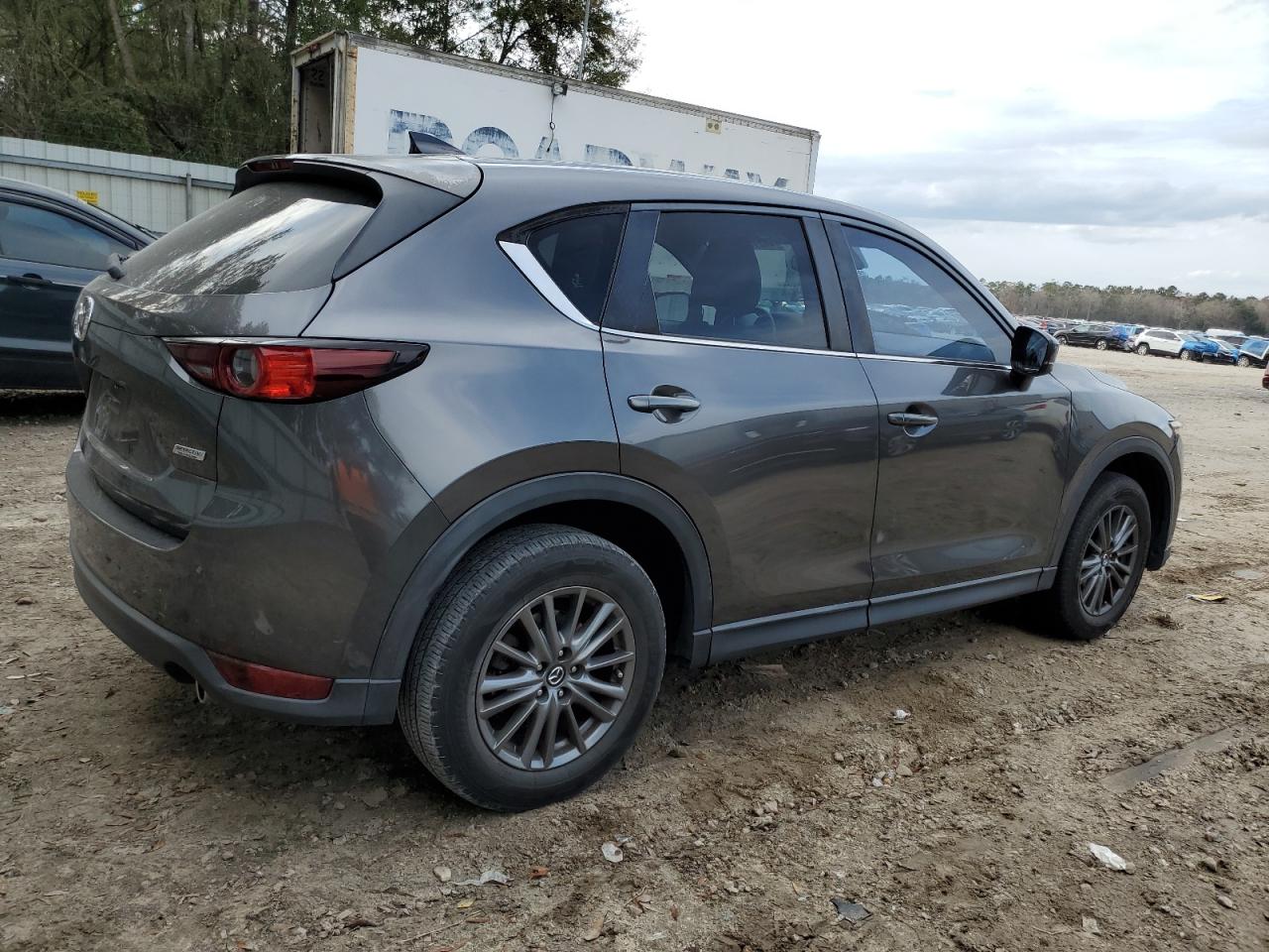 2017 Mazda CX-5 VIN JM3KFACLXH0121138 Copart auction photo, front end damage thumbnail 3