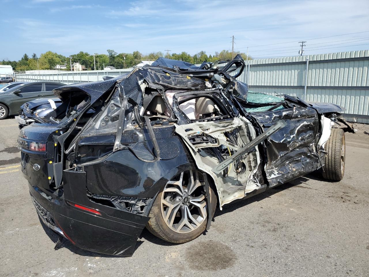 2020 Land Rover Range Rover VIN SALYK2FV9LA279211 Copart auction photo, all over damage thumbnail 3