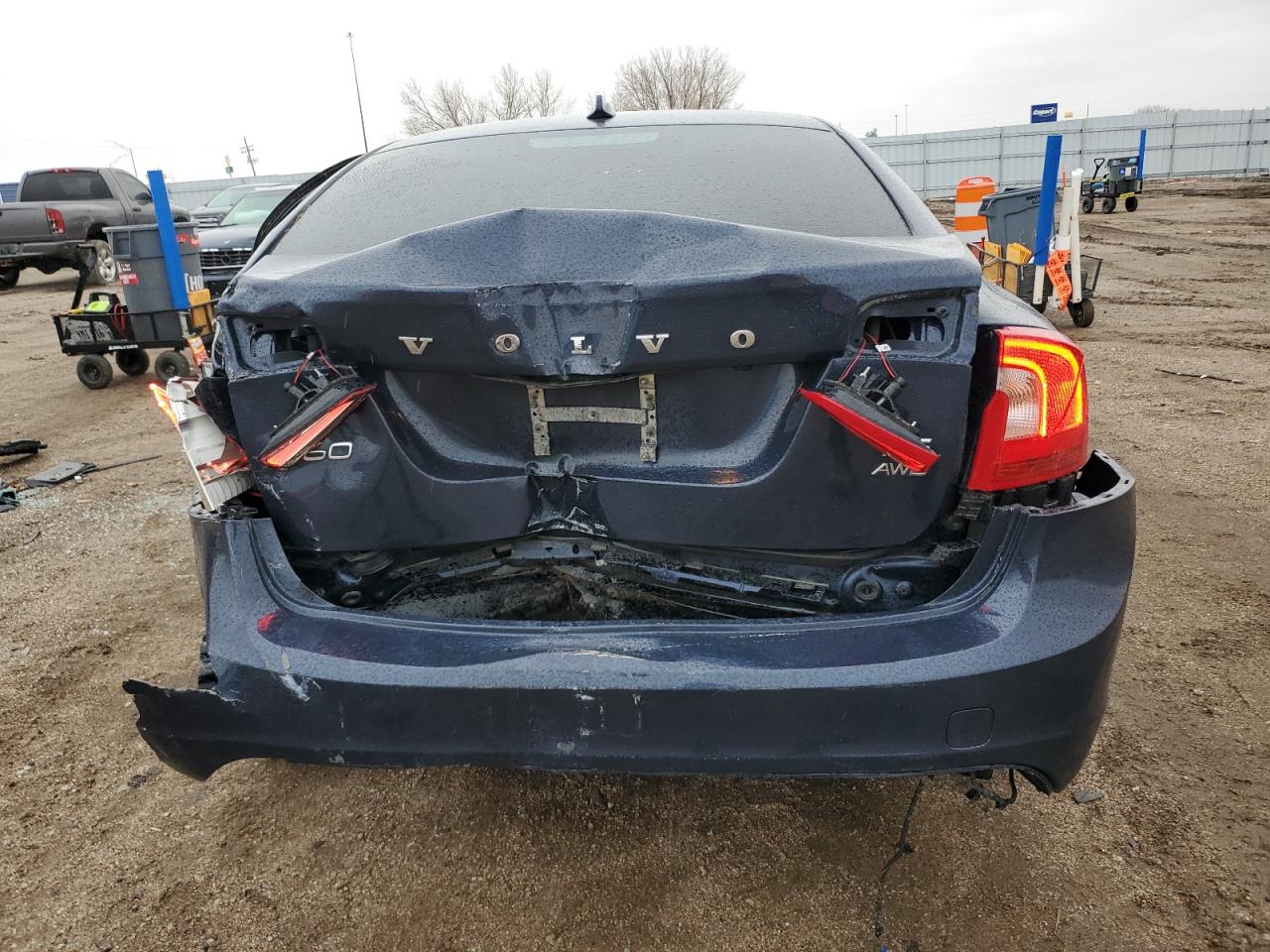 2015 Volvo S60 VIN YV1612TC8F2304418 Copart auction photo, all over damage thumbnail 6