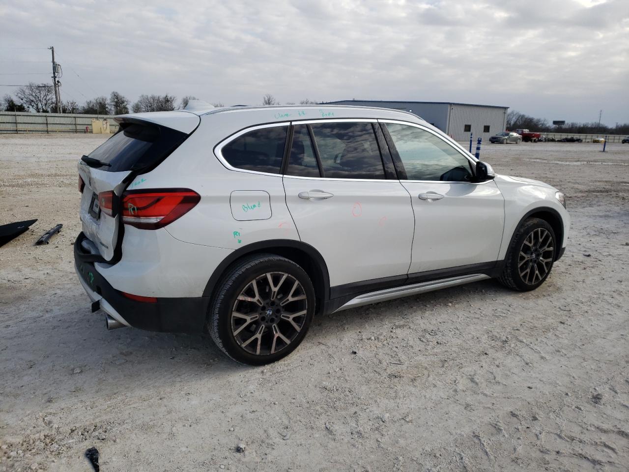 2021 BMW X1 VIN WBXJG7C08M5T09828 Copart auction photo, rear end damage thumbnail 3