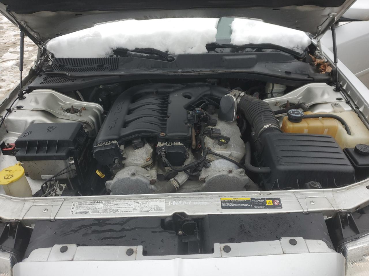2005 Chrysler 300 VIN 2C3AA53G65H614873 Copart auction photo, front end / side damage thumbnail 11