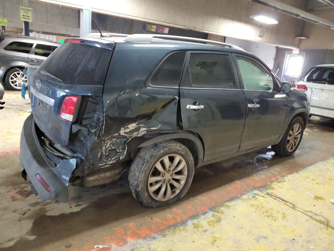 2011 KIA Sorento VIN 5XYKT4A24BG080701 Copart auction photo, rear end / minor dent/scratches damage thumbnail 3