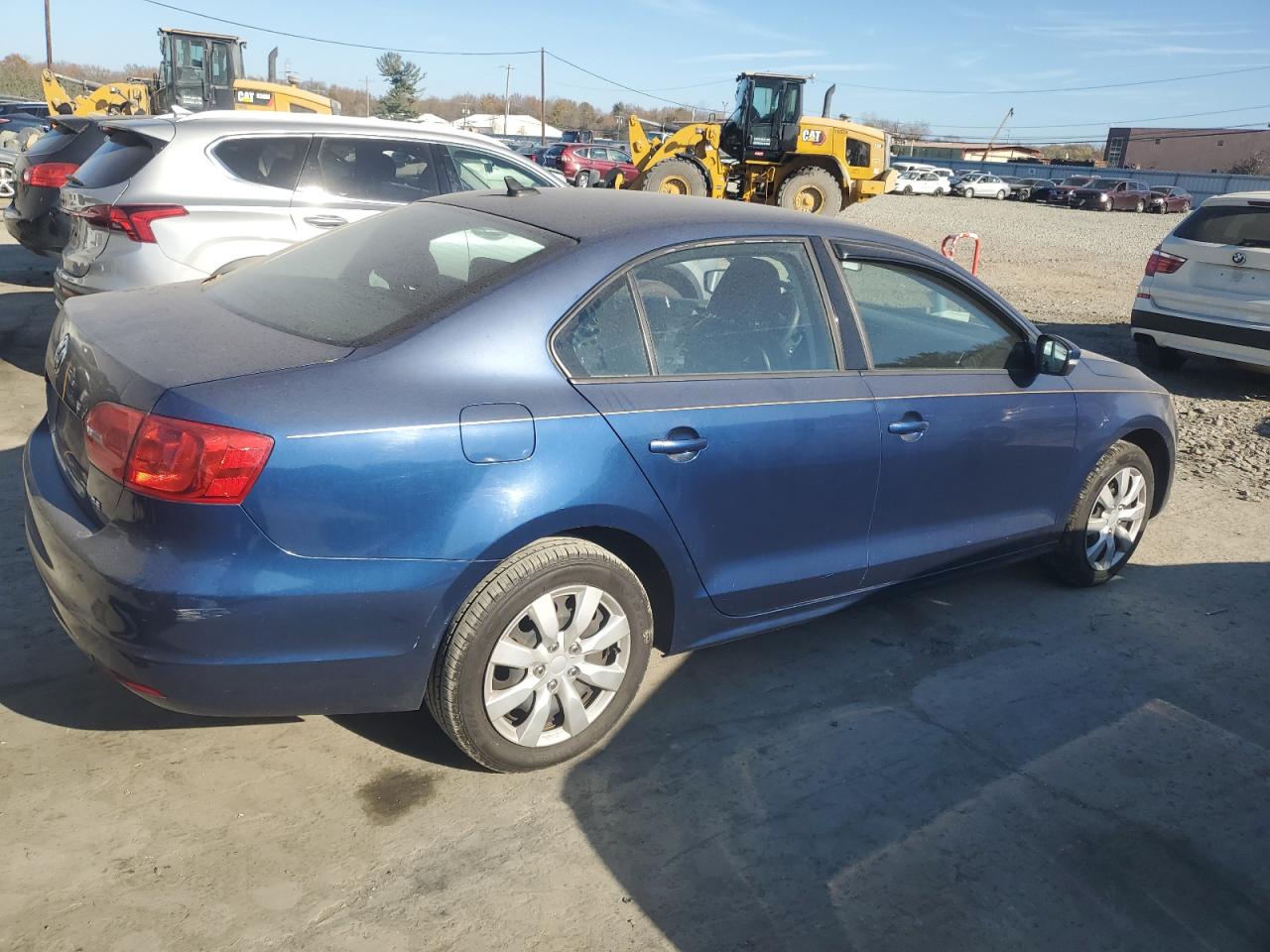 2014 Volkswagen Jetta VIN 3VWD17AJXEM302881 Copart auction photo, mechanical damage thumbnail 3