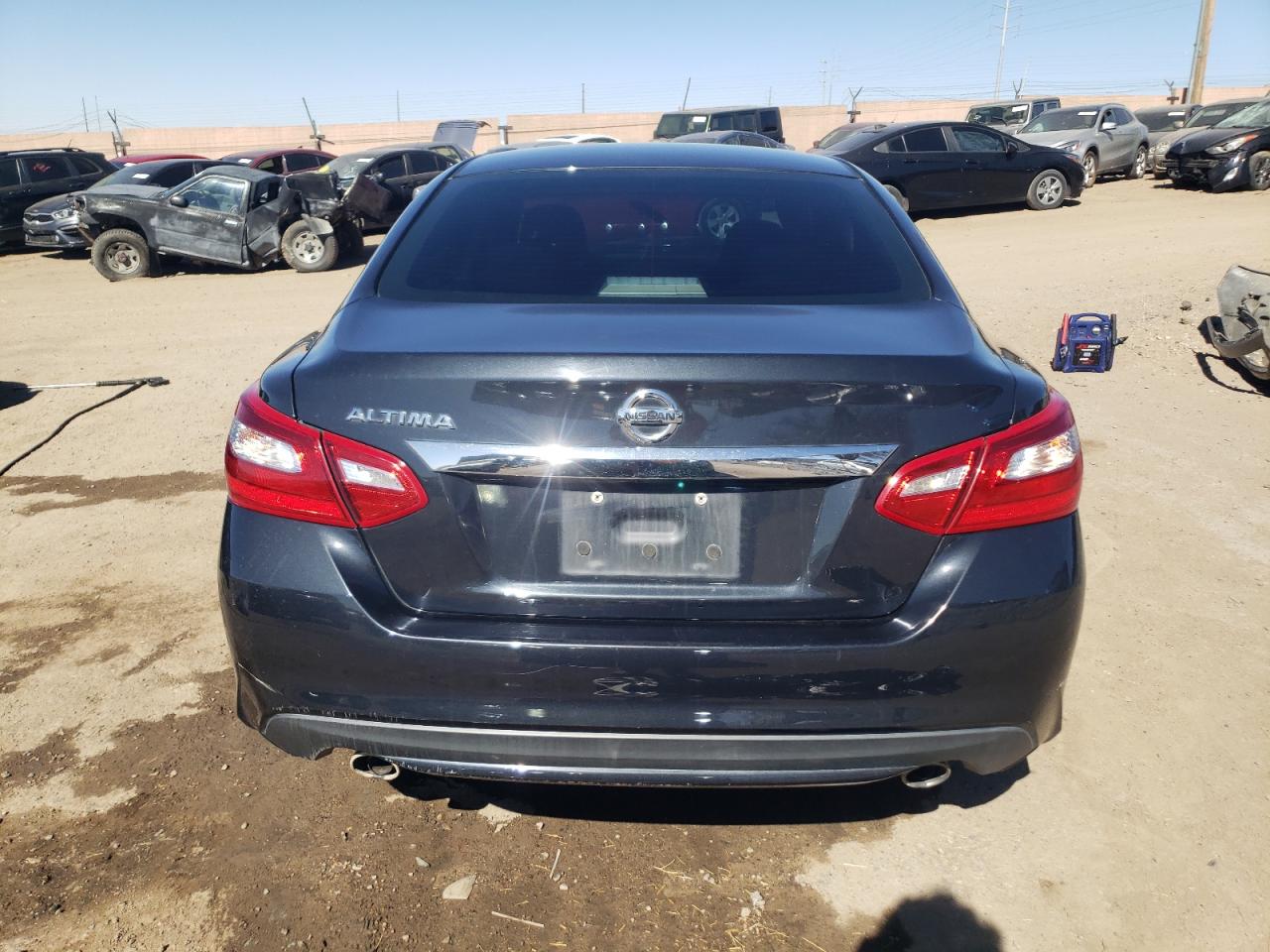 2017 Nissan Altima VIN 1N4AL3AP8HC488008 Copart auction photo, front end damage thumbnail 6