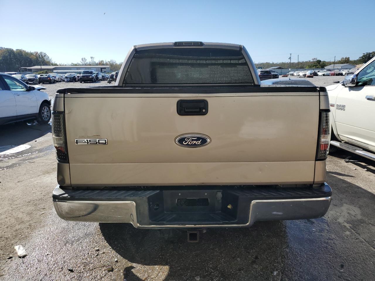 2004 Ford F-150 VIN 1FTPW12534KD21231 Copart auction photo, front end damage thumbnail 6