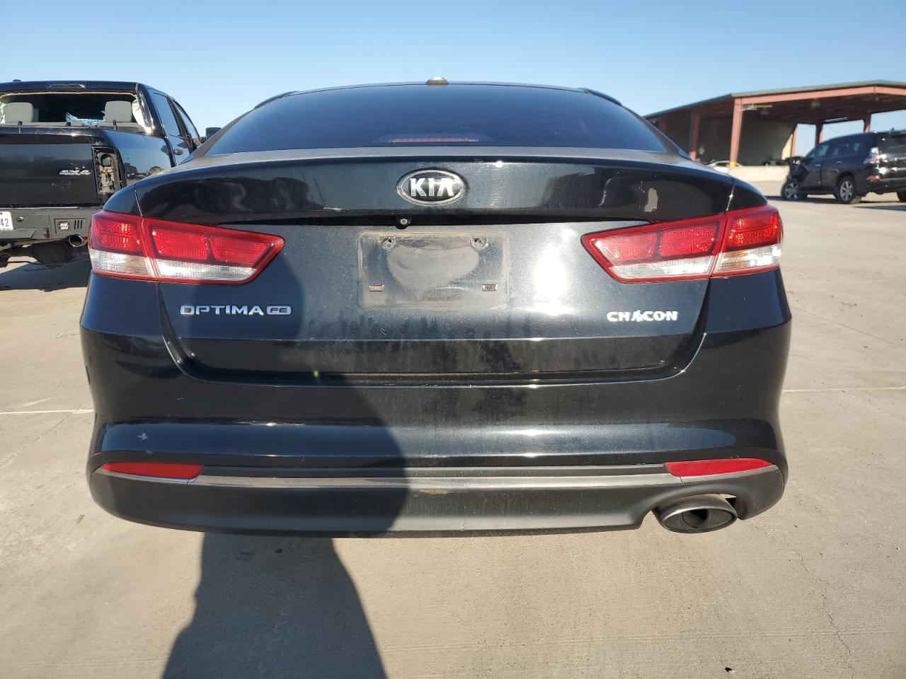 2017 KIA Optima VIN KNAGT4L39H5161333 Copart auction photo, front end / side damage thumbnail 6