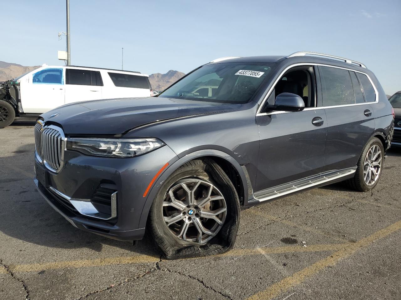 2020 BMW X7 VIN 5UXCW2C0XL9B35667 - Copart auction photo