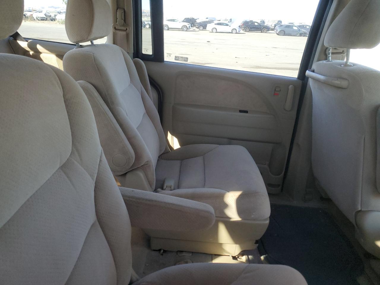 2006 Honda Odyssey VIN 5FNRL382X6B100588 Copart auction photo, rear end damage thumbnail 11