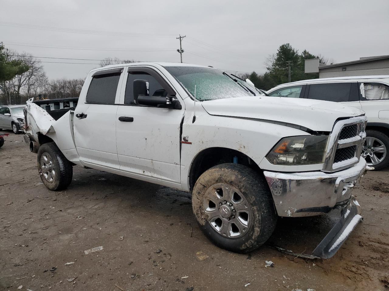2016 RAM 2500 VIN 3C6UR5CL7GG147536 Copart auction photo, all over damage thumbnail 4