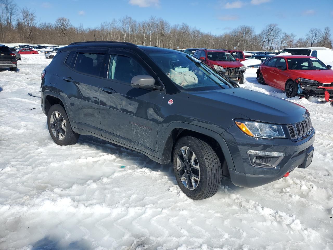 2018 Jeep Compass VIN 3C4NJDDB8JT179057 Copart auction photo, front end / undercarriage damage thumbnail 4