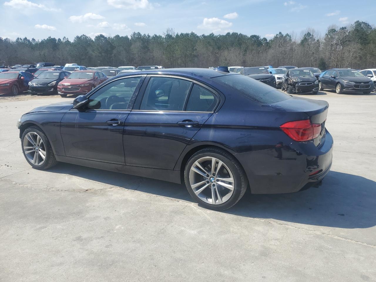 2016 BMW 3er VIN WBA8E9G54GNT83297 Copart auction photo, front end damage thumbnail 2