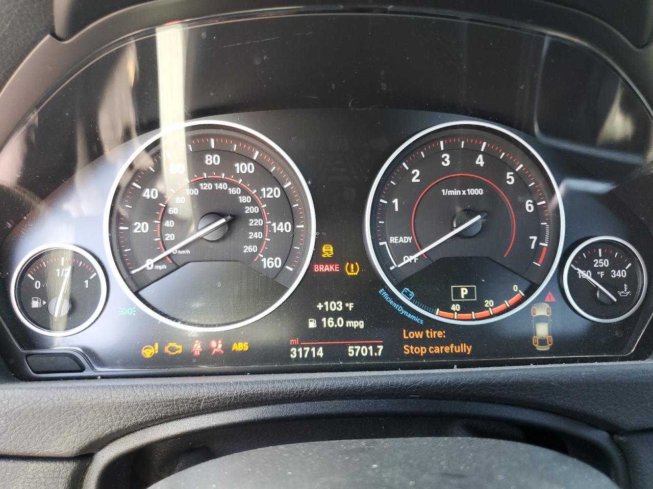 2016 BMW 3er VIN WBA8E3G52GNU04872 Copart auction photo, front end damage thumbnail 9