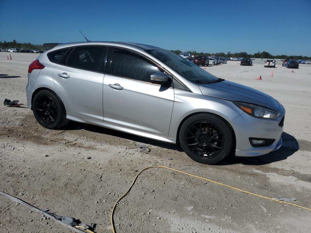 2016 Ford Focus VIN 1FADP3K25GL287606 Copart auction photo, rear end / front end damage thumbnail 4