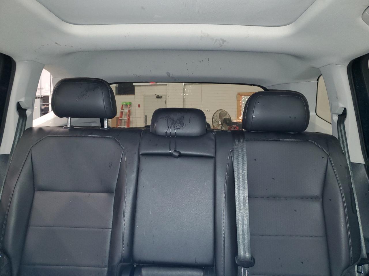 2018 Volkswagen Tiguan VIN 3VV2B7AX1JM062742 Copart auction photo, undercarriage / side damage thumbnail 10