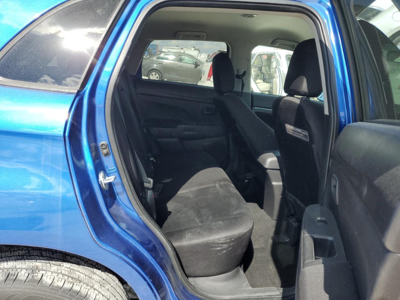 2015 Mitsubishi Outlander VIN 4A4AP3AW8FE048807 Copart auction photo, front end / side damage thumbnail 11
