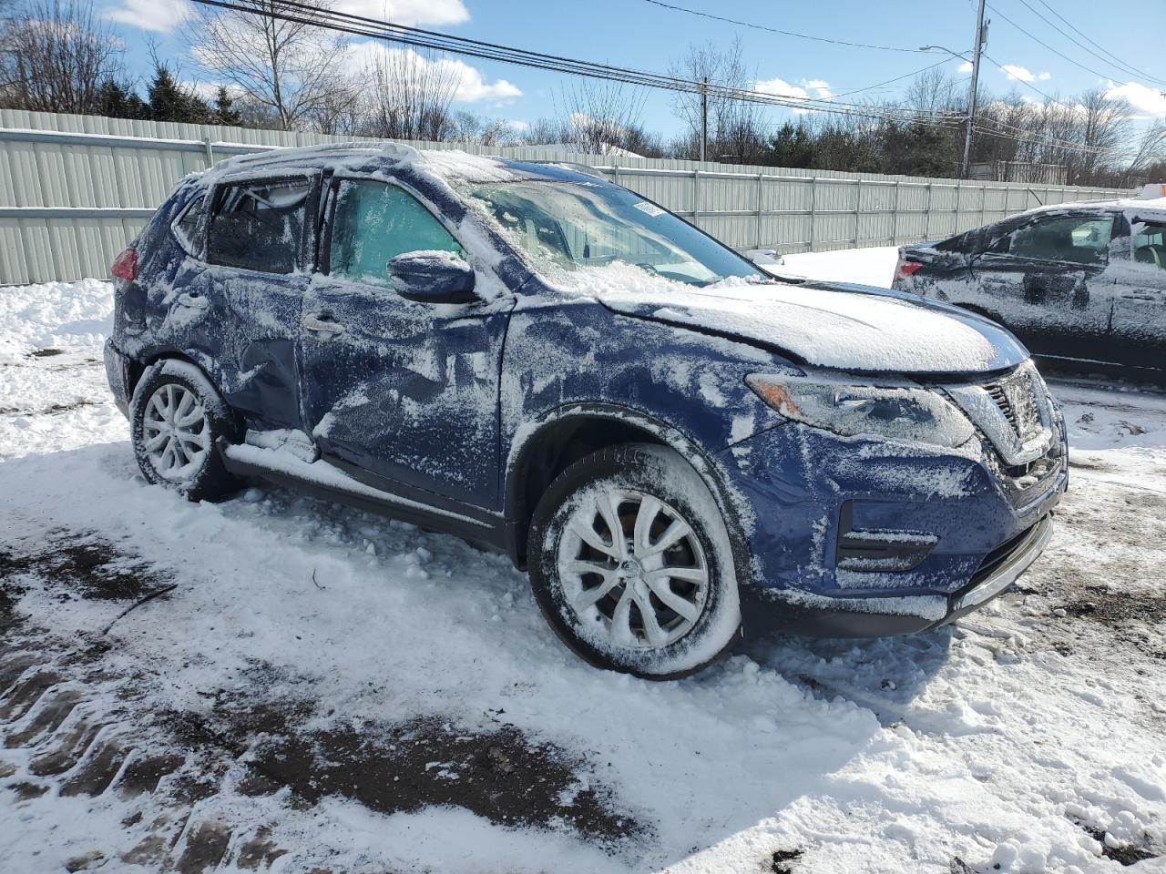 2017 Nissan Rogue VIN 5N1AT2MV0HC826060 Copart auction photo, side / undercarriage damage thumbnail 4