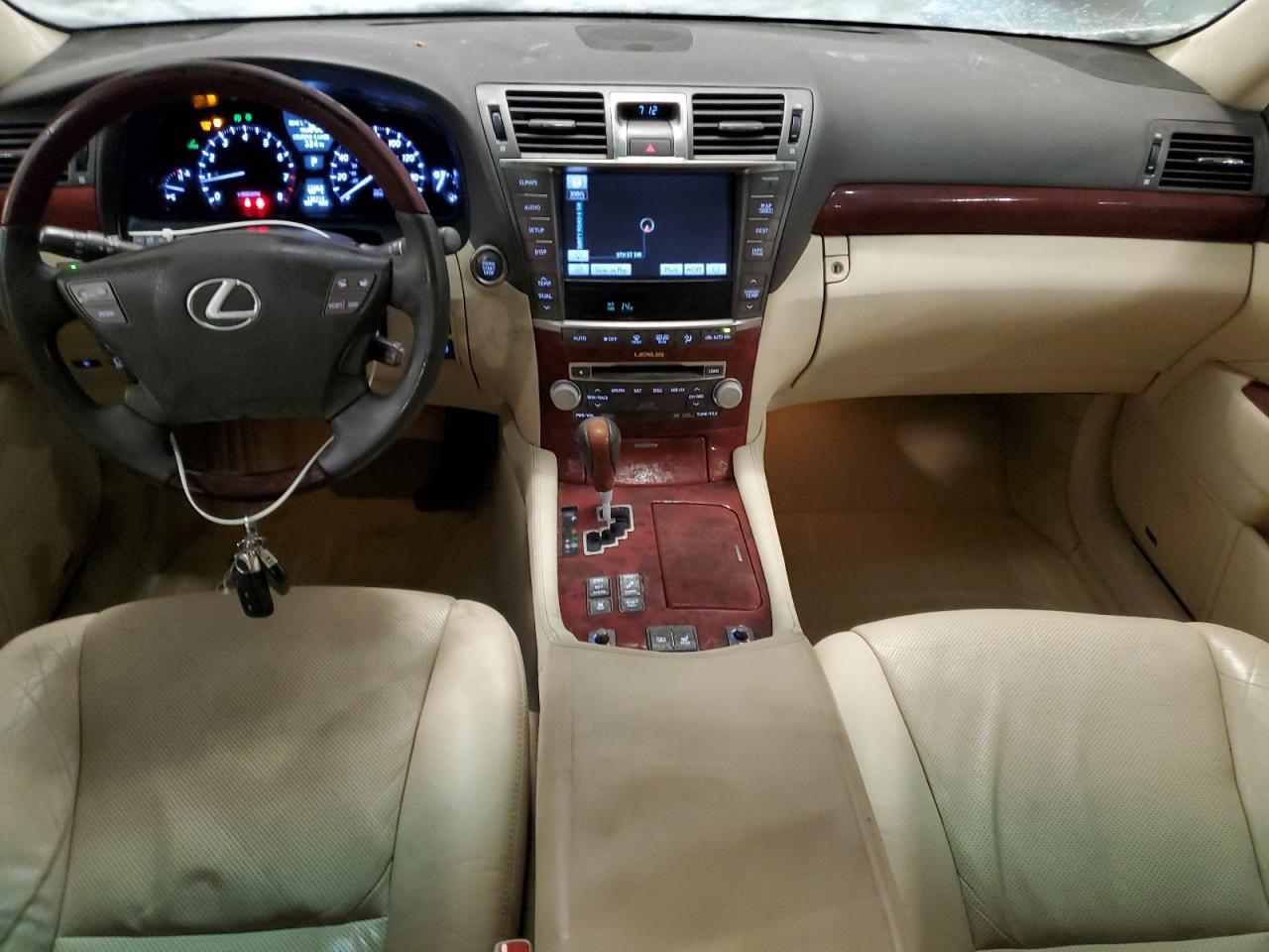 2010 Lexus LS VIN JTHCL5EF5A5007396 Copart auction photo, rear end damage thumbnail 8
