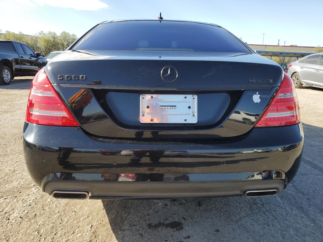 2011 Mercedes-Benz S-klasse VIN WDDNG8GB9BA362922 Copart auction photo, burn - engine damage thumbnail 6
