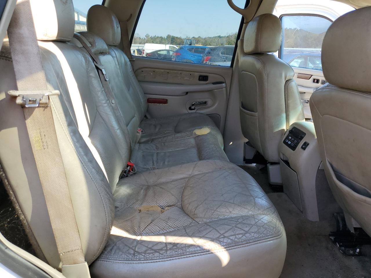 2005 Cadillac Escalade VIN 1GYEK63N85R170887 Copart auction photo, front end / rear end damage thumbnail 11