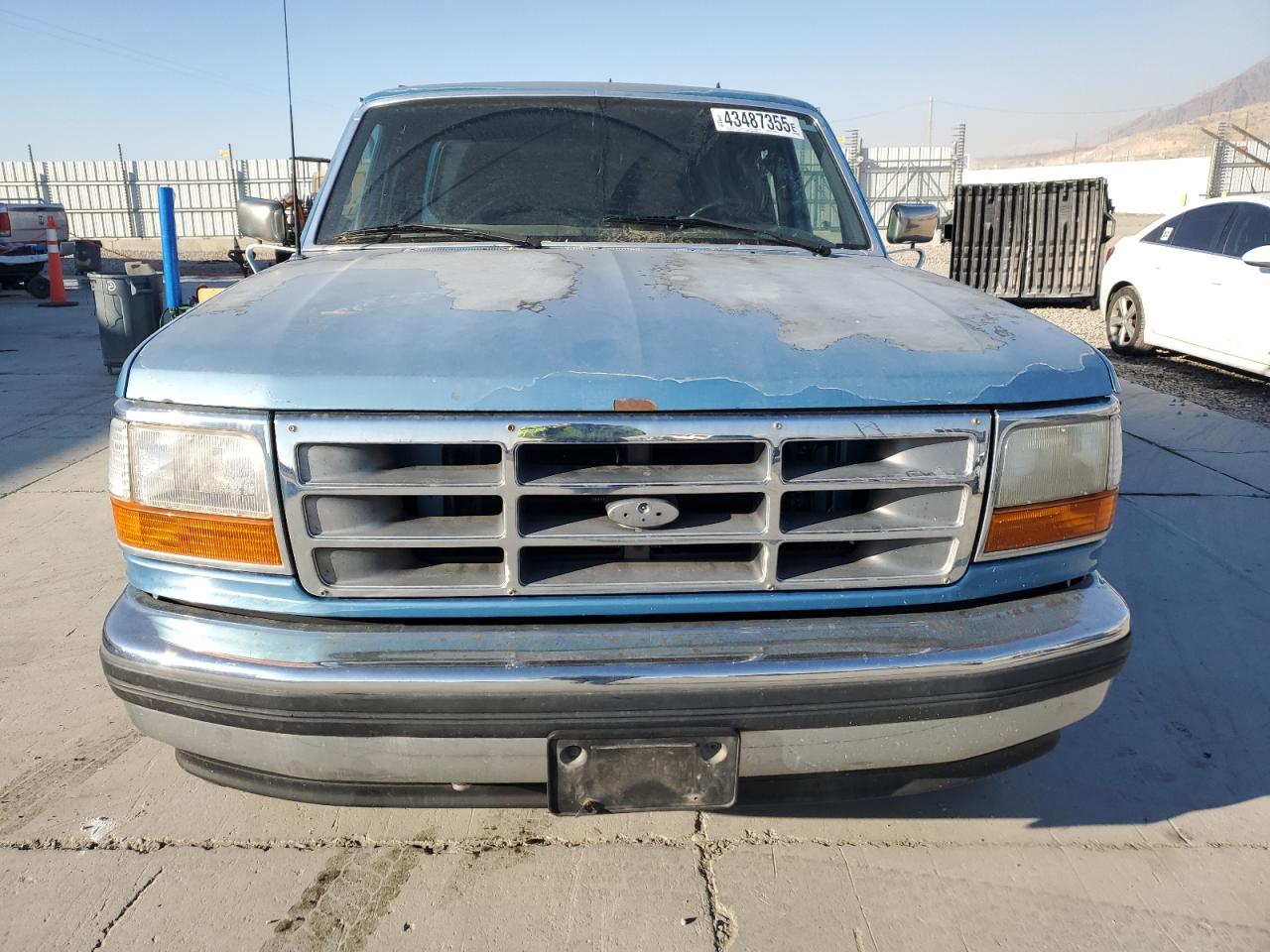 1993 Ford F-150 VIN 1FTEX15N6PKB47692 Copart auction photo, rear end damage thumbnail 5