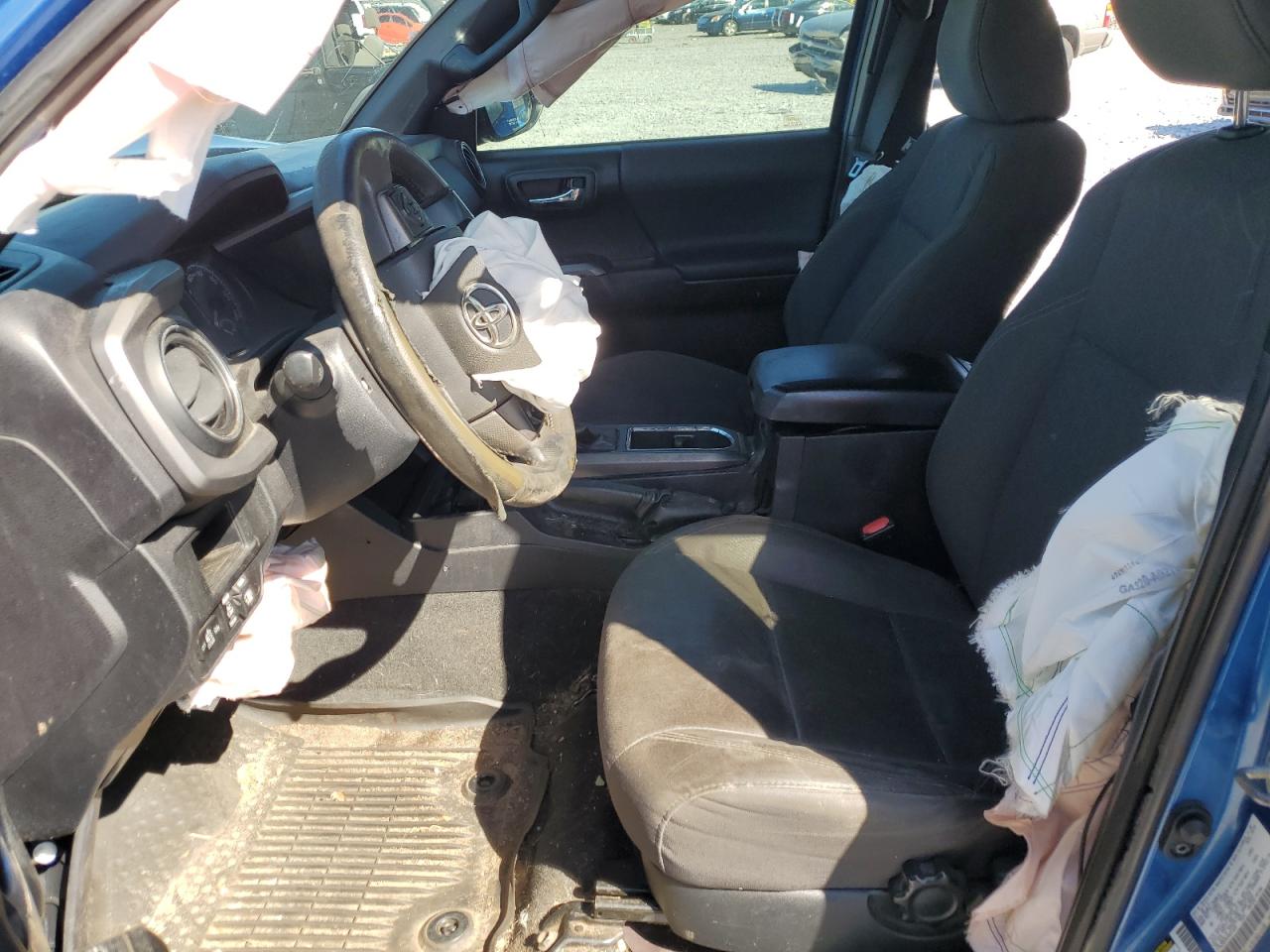 2017 Toyota Tacoma VIN 3TMAZ5CNXHM031828 Copart auction photo, front end / rear end damage thumbnail 7