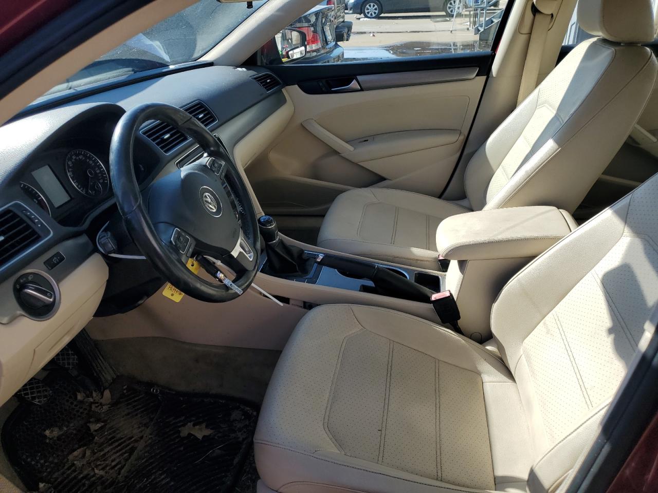 2015 Volkswagen Passat VIN 1VWBV7A31FC046615 Copart auction photo, rear end damage thumbnail 7