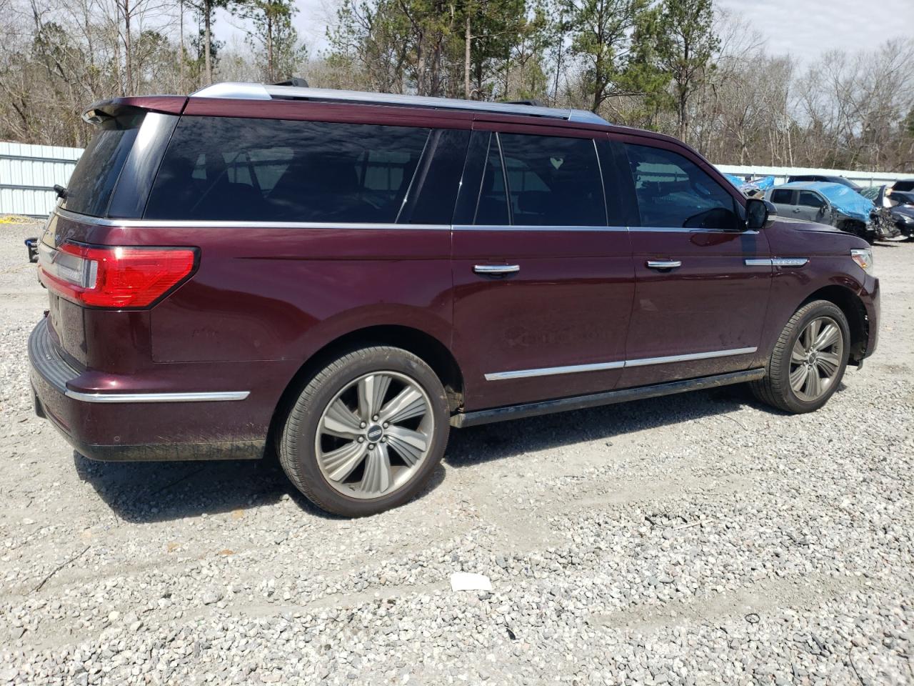 2018 Lincoln Navigator VIN 5LMJJ3LT0JEL02457 Copart auction photo, front end / minor dent/scratches damage thumbnail 3