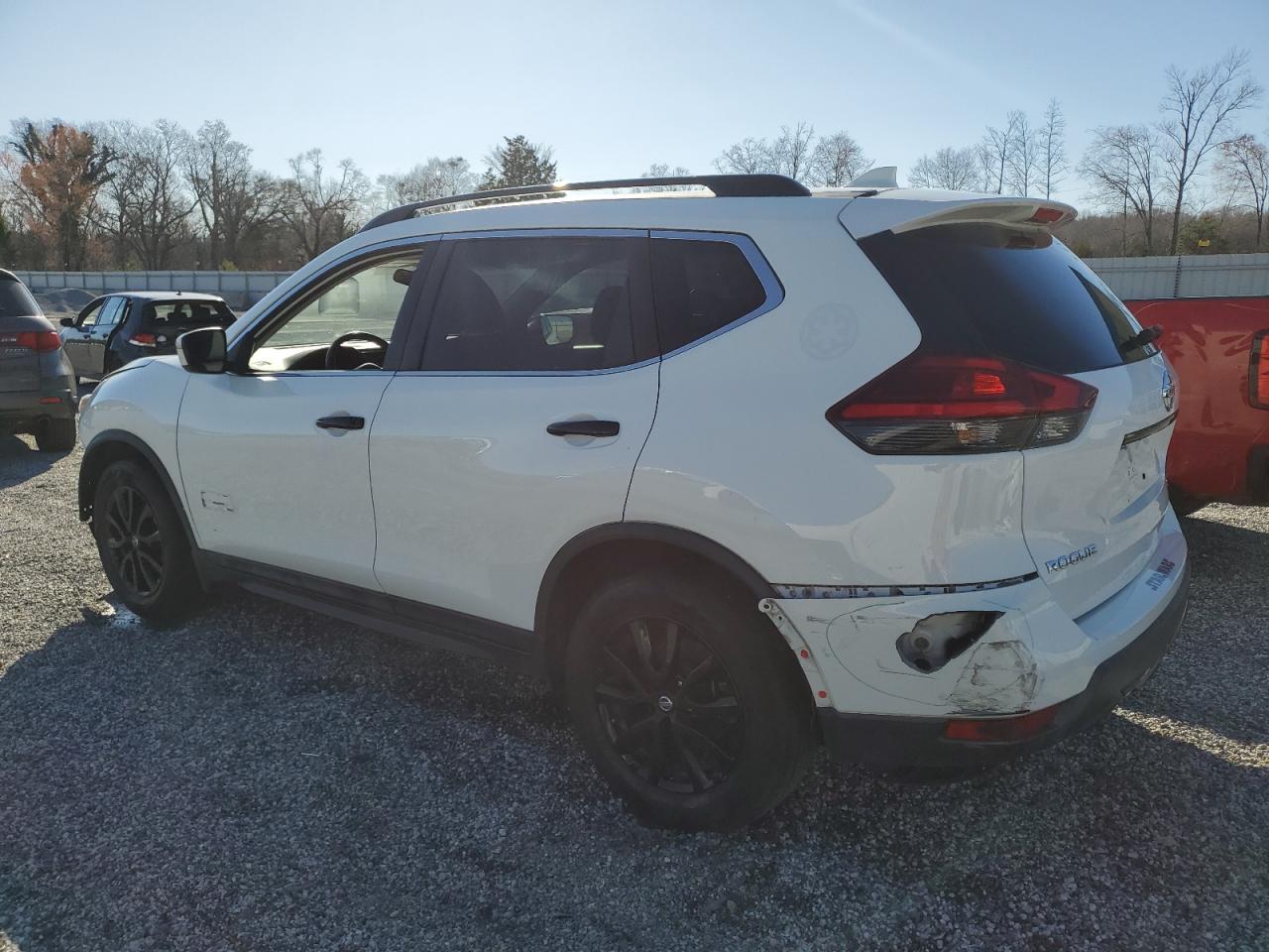 2017 Nissan Rogue VIN 5N1AT2MT3HC758237 Copart auction photo, front end damage thumbnail 2