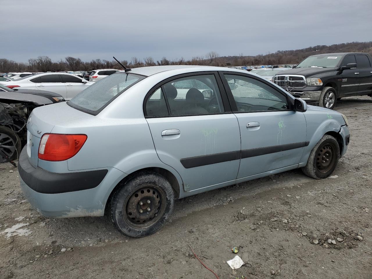 2008 KIA Rio VIN KNADE123286355743 Copart auction photo, front end / side damage thumbnail 3
