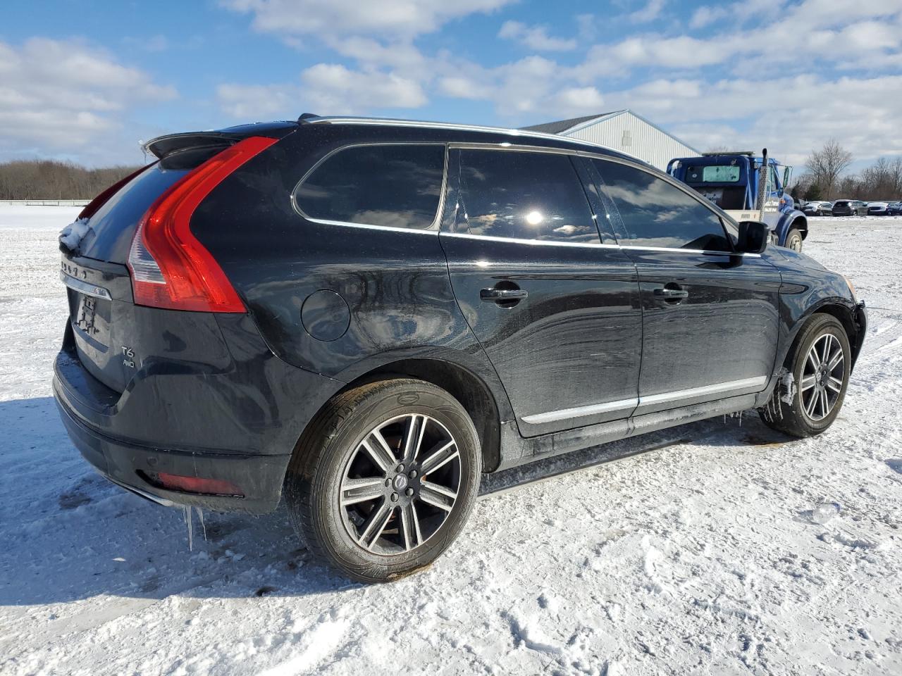 2016 Volvo XC60 VIN YV449MRK3G2879511 Copart auction photo, mechanical / front end damage thumbnail 3