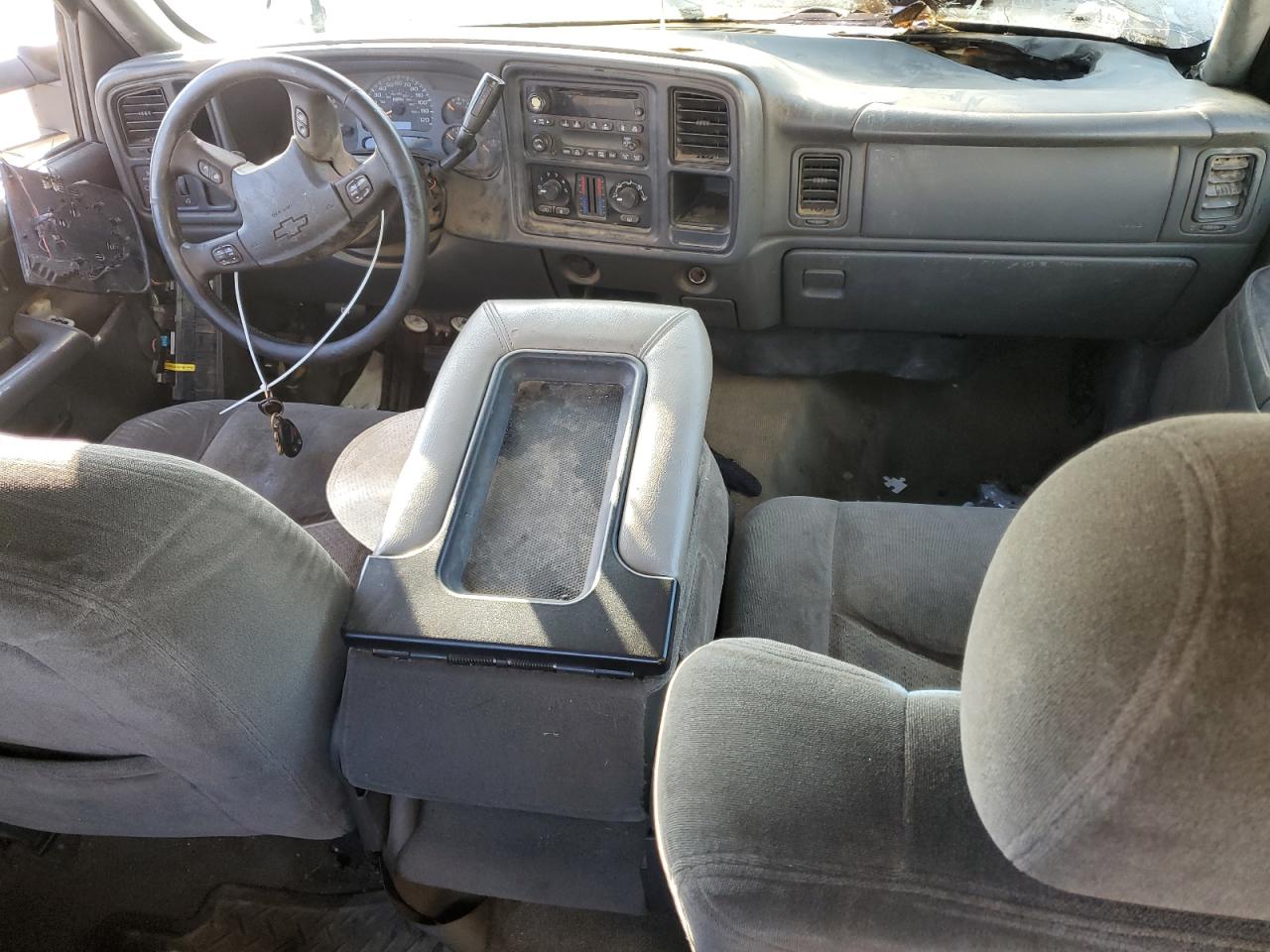 2004 Chevrolet Silverado VIN 1GCGC23U94F263817 Copart auction photo, burn - engine damage thumbnail 8